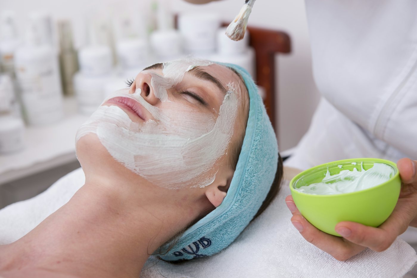 Limpieza facial profunda a domicilio